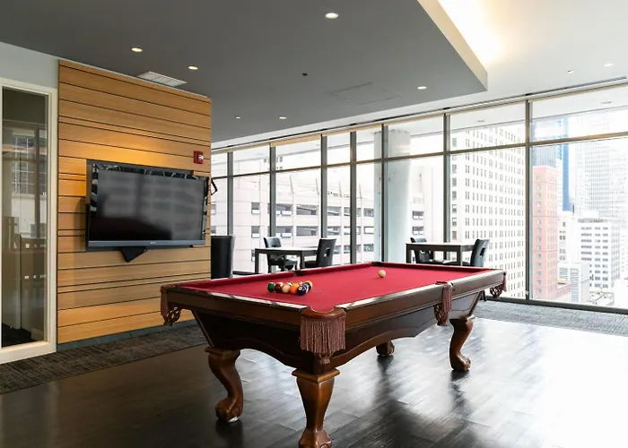 Loop W Pool Gym Nr Financial District Chi-267 Чикаго